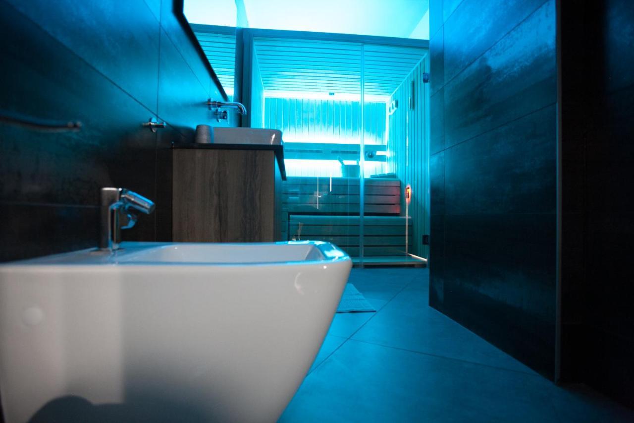Stylish Loft With Finnish Sauna Budapest Exterior foto